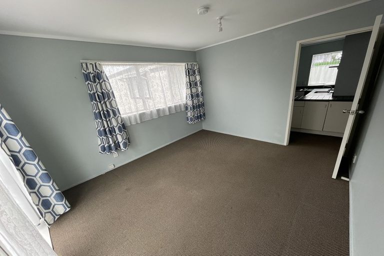 Photo of property in 489 Massey Road, Mangere, Auckland, 2022