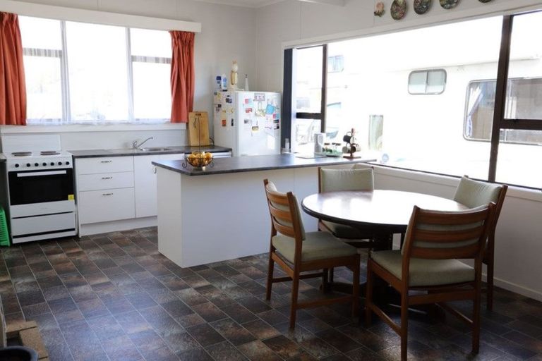 Photo of property in 18 Campbell Street, Hawera, 4610