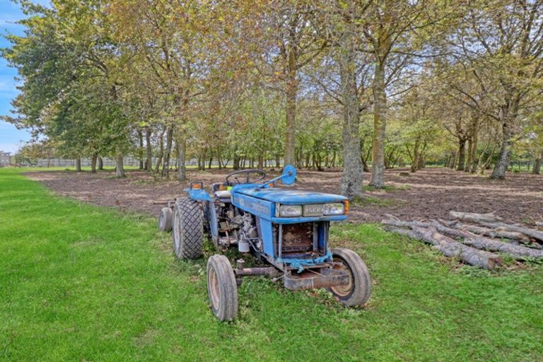 Photo of property in 8 Ingram Road, Waerengaahika, Gisborne, 4071