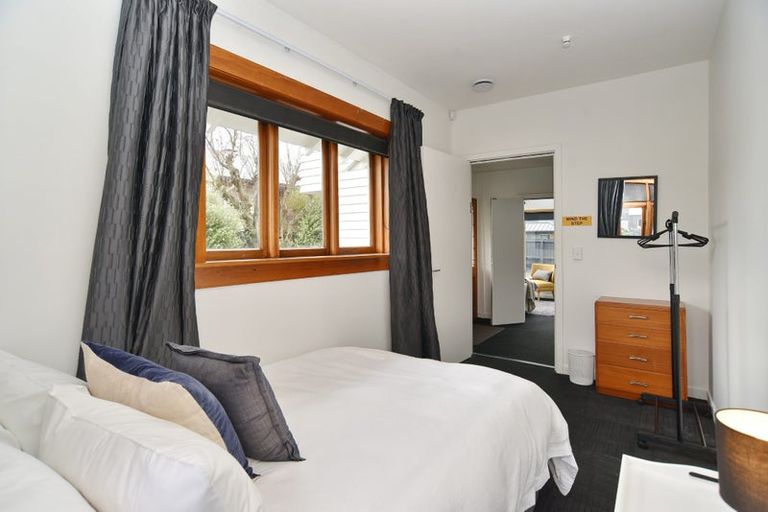 Photo of property in 4 Whitmore Street, Edgeware, Christchurch, 8013