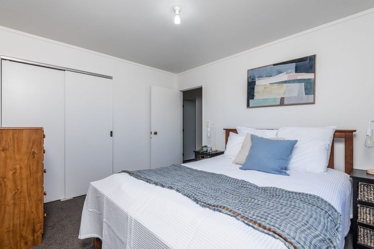 Photo of property in 4 Tobago Crescent, Grenada North, Wellington, 5028