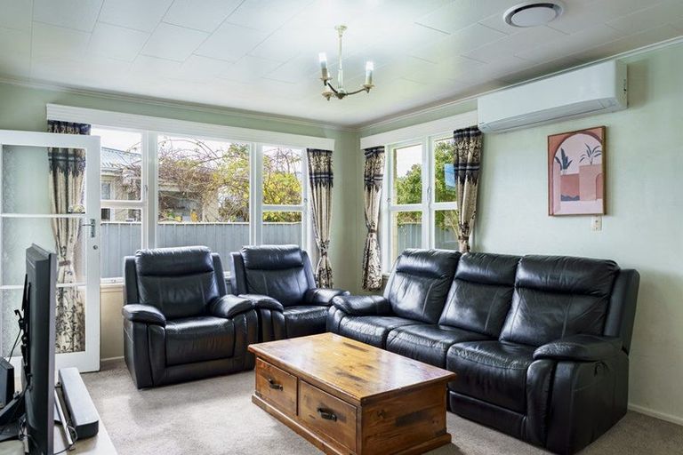 Photo of property in 202a Grove Road, Mayfair, Hastings, 4122