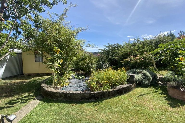 Photo of property in 7 Canterbury Street, Picton, 7220