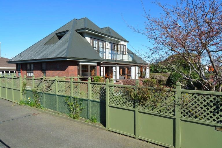 Photo of property in 77 Gala Street, Queens Park, Invercargill, 9810