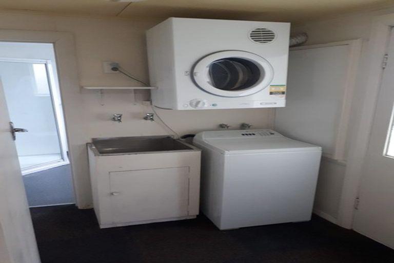 Photo of property in 683b Castle Street, North Dunedin, Dunedin, 9016