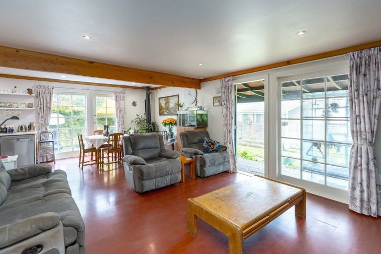 Photo of property in 11 Frederick Street, Carterton, 5713