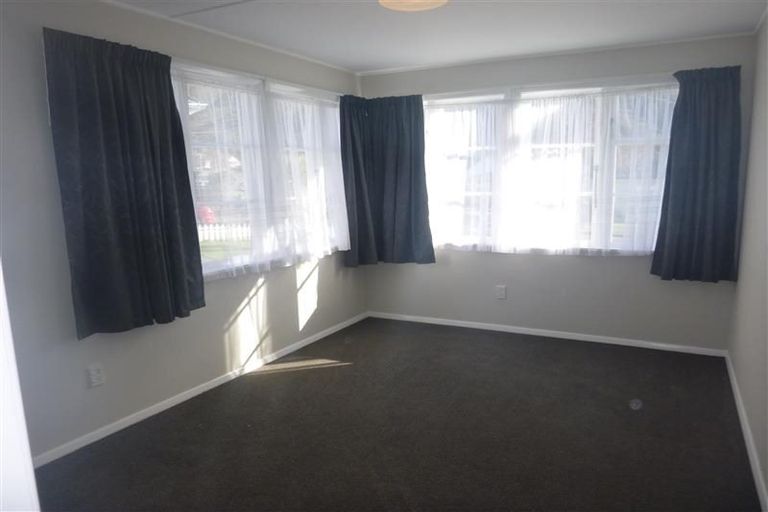 Photo of property in 3-5 Toomath Street, Naenae, Lower Hutt, 5011