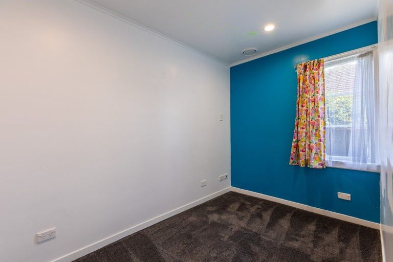 Photo of property in 61 Burgoyne Street, Woodville, 4920