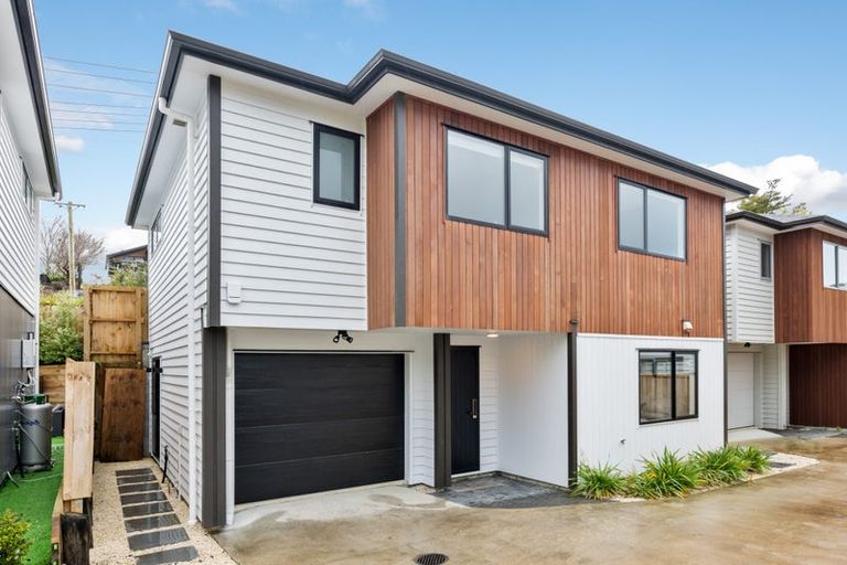 Photo of property in 2b Marina Road, Torbay, Auckland, 0630