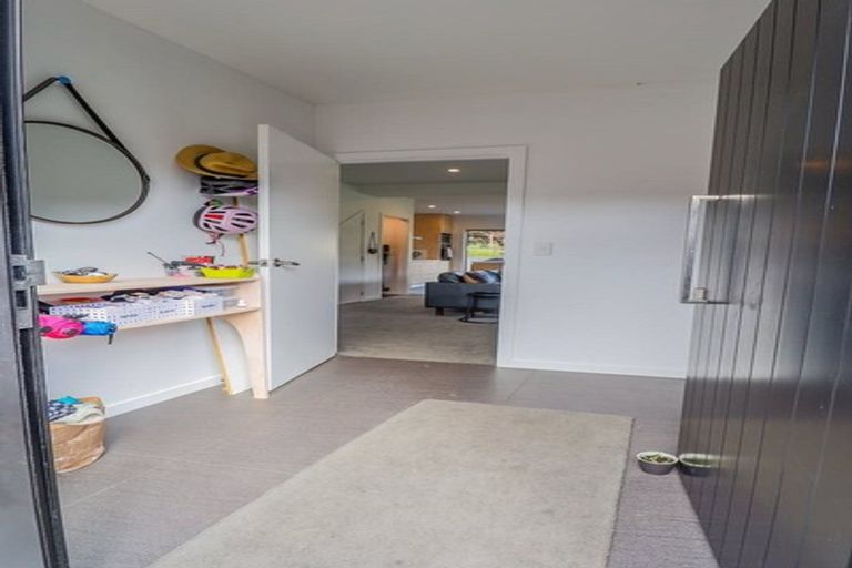 Photo of property in 24 Centennial Road, Fairfield, Dunedin, 9018