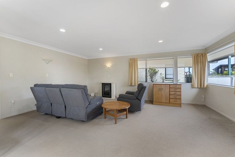 Photo of property in 3/30 Whiteley Street, Moturoa, New Plymouth, 4310