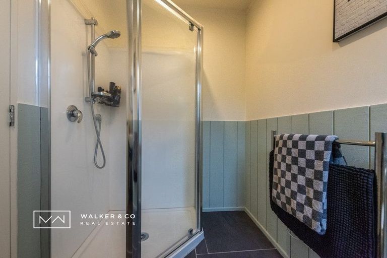 Photo of property in 1 Roband Crescent, Brown Owl, Upper Hutt, 5018