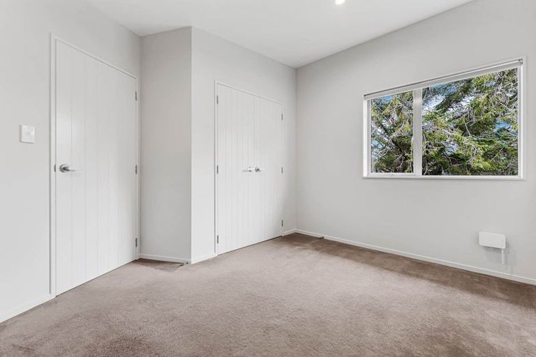Photo of property in 22/45a Swanson Road, Henderson, Auckland, 0610
