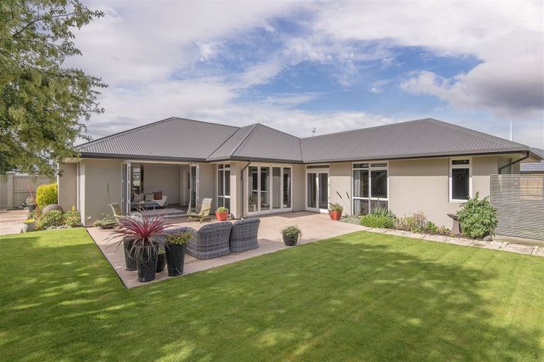 Photo of property in 31 Aidanfield Drive, Aidanfield, Christchurch, 8025
