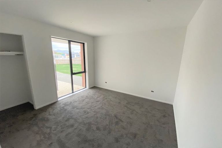 Photo of property in 33 Lowes Road, Rolleston, 7614