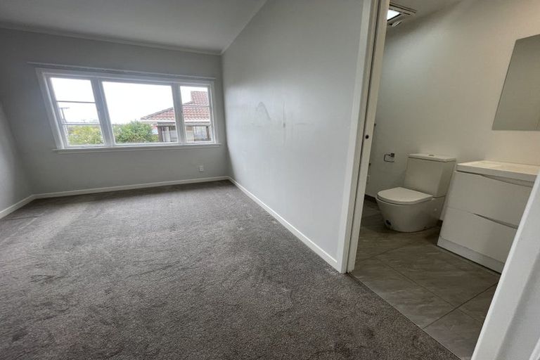 Photo of property in 46 Miro Street, New Lynn, Auckland, 0600
