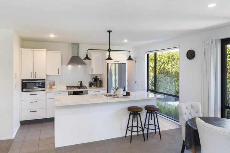 Photo of property in 10 Mica Place, Northwood, Christchurch, 8051