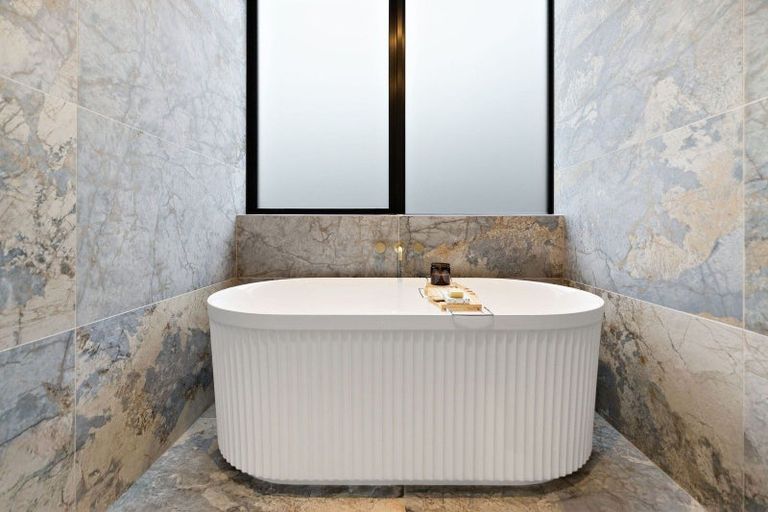 Photo of property in 18 Taurus Lane, Jacks Point, 9371