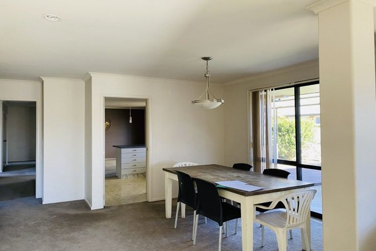 Photo of property in 12 Saint Johns Avenue, Hamilton East, Hamilton, 3216