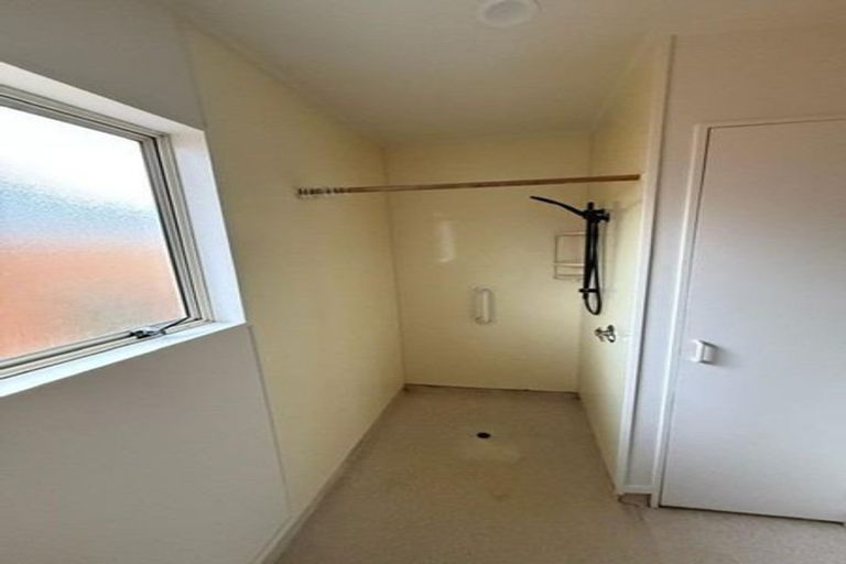 Photo of property in 30a Sackville Street, Fitzroy, New Plymouth, 4312