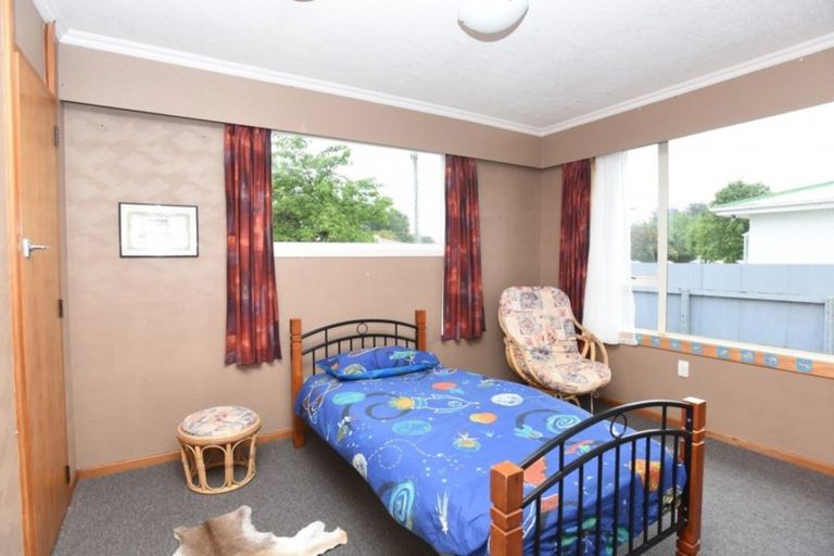 Photo of property in 21 Ballantrae Street, Wallacetown, 9816