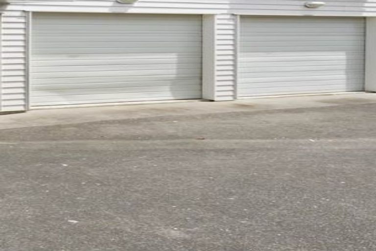 Photo of property in 63 Bruce Pulman Drive, Takanini, 2112