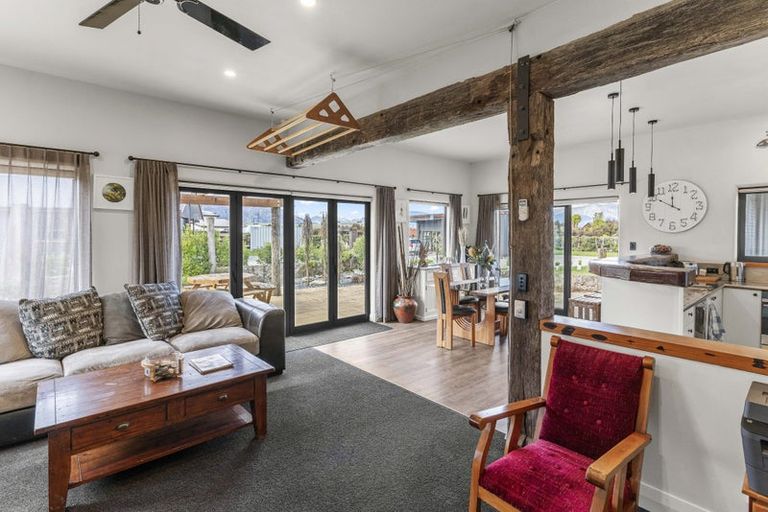 Photo of property in 911 Aubrey Road, Albert Town, Wanaka, 9305