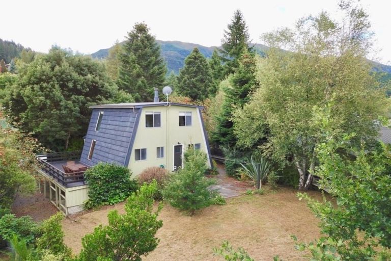 Photo of property in 41 Chalet Crescent, Hanmer Springs, 7334