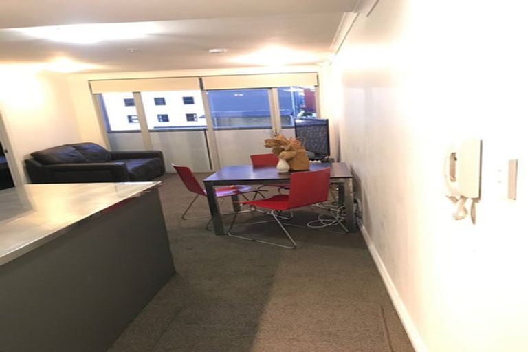 Photo of property in Monvie Apartments, 101/15 Holland Street, Te Aro, Wellington, 6011