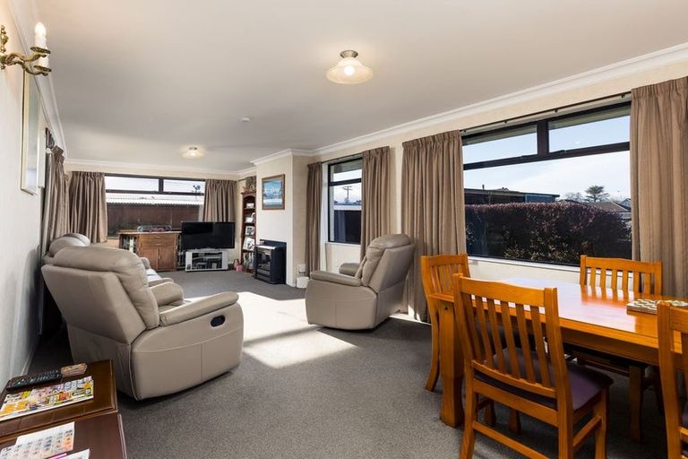 Photo of property in 16 George Street, Waimate, 7924