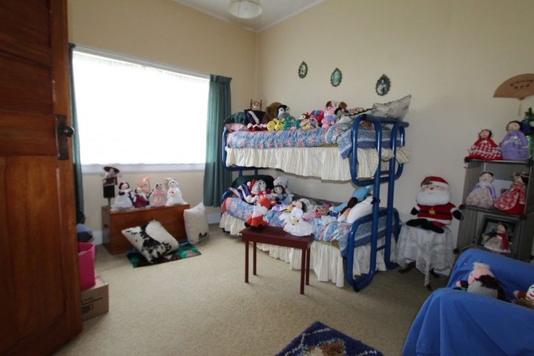 Photo of property in 22 Julia Street, Pahiatua, 4910