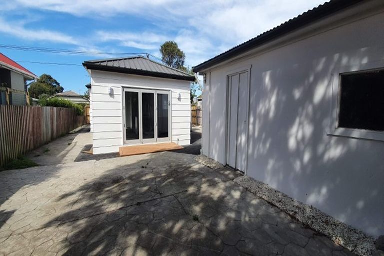 Photo of property in 33 Randolph Street, Woolston, Christchurch, 8062