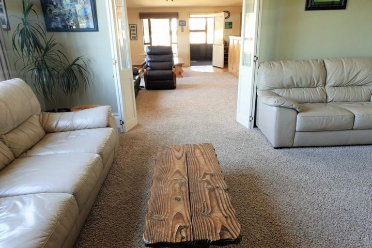 Photo of property in 69 Princess Street, Dannevirke, 4930