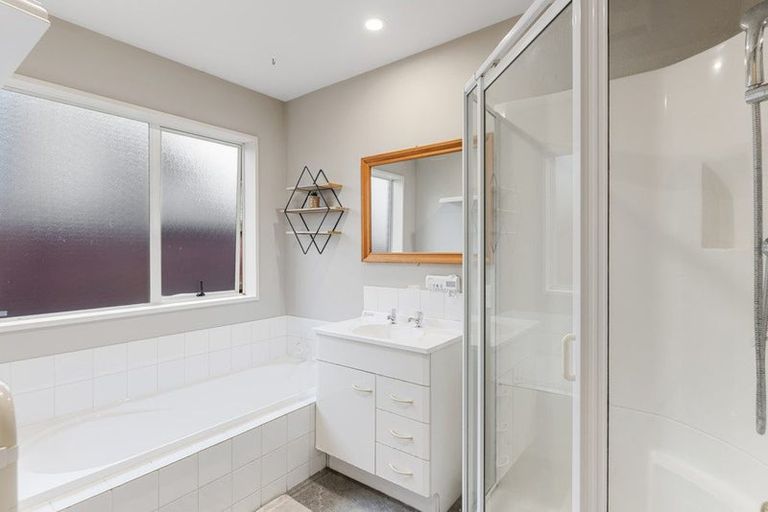 Photo of property in 11 Jadewynn Place, Halswell, Christchurch, 8025