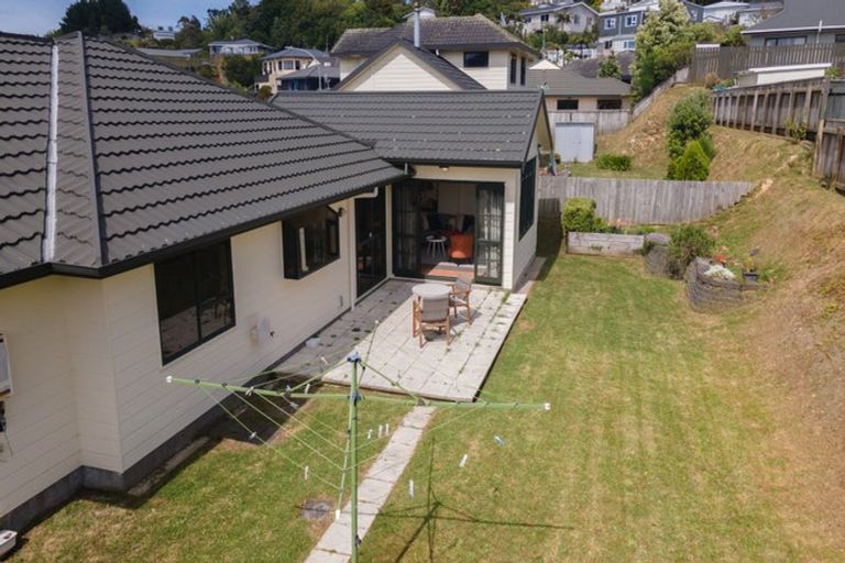 Photo of property in 35 Ring Lane, Paparangi, Wellington, 6037