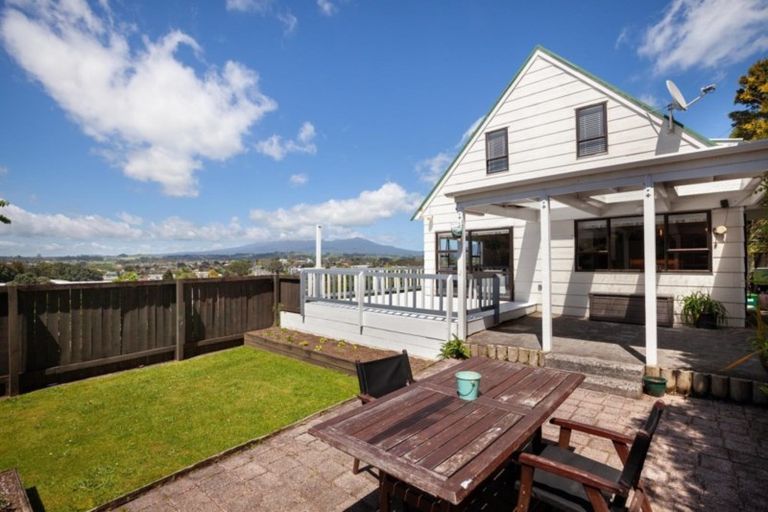 Photo of property in 213 Ngamotu Road, Spotswood, New Plymouth, 4310