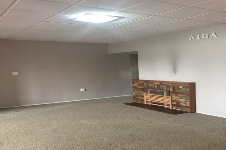 Photo of property in 17 Viola Avenue, Mangere East, Auckland, 2024