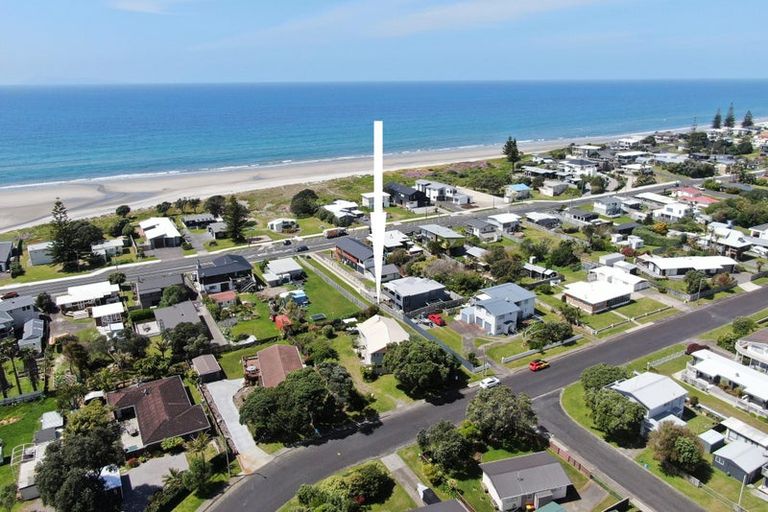 Photo of property in 13 Snell Crescent, Waihi Beach, 3611
