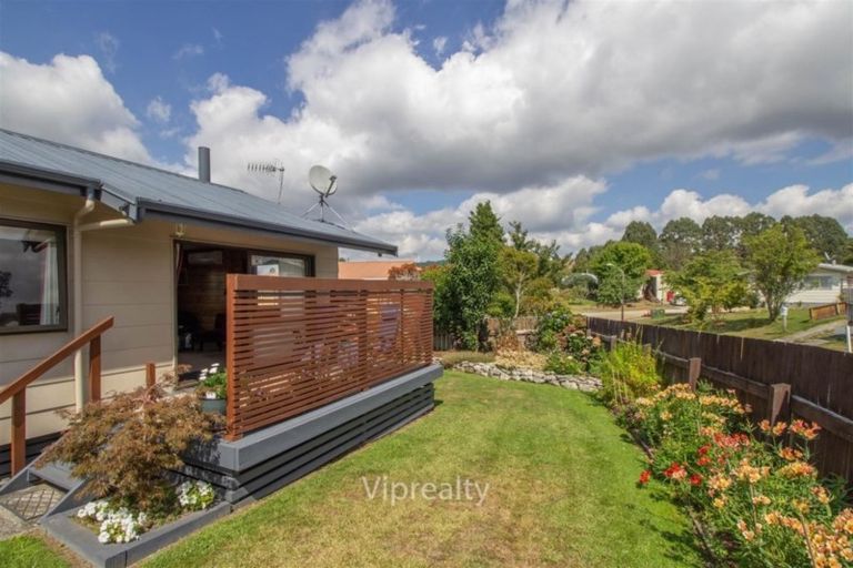 Photo of property in 3b Jet Place, Pukehangi, Rotorua, 3015