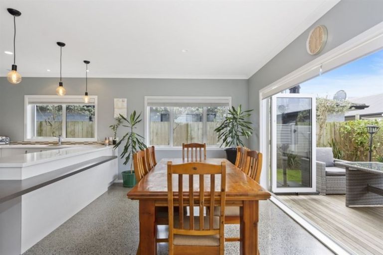 Photo of property in 68 Golden Sands Drive, Papamoa Beach, Papamoa, 3118
