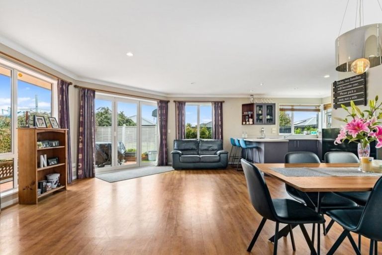 Photo of property in 16 Chester Street, Kaiapoi, 7630