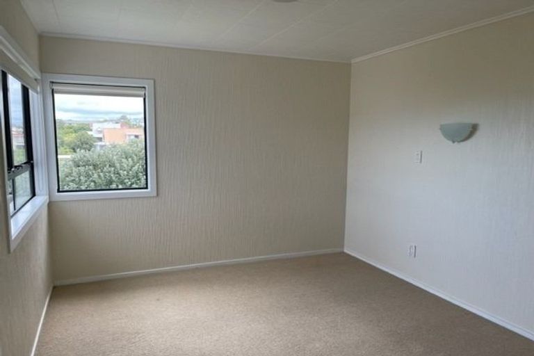 Photo of property in 15 Tamatea Drive, Snells Beach, 0920