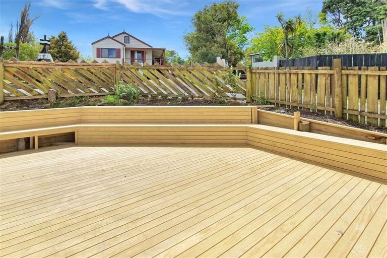 Photo of property in 38b West Harbour Drive, West Harbour, Auckland, 0618