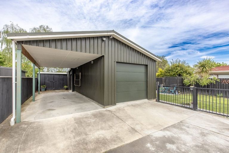 Photo of property in 3 Limbrick Street, Waipawa, 4210