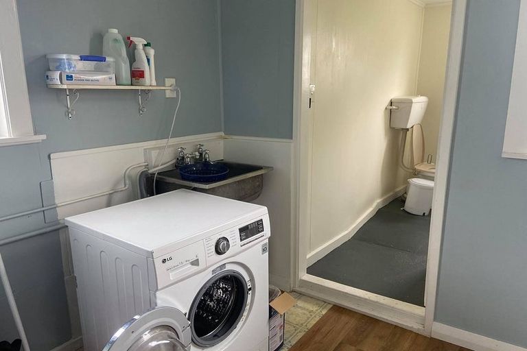 Photo of property in 74 Kilbirnie Crescent, Kilbirnie, Wellington, 6022