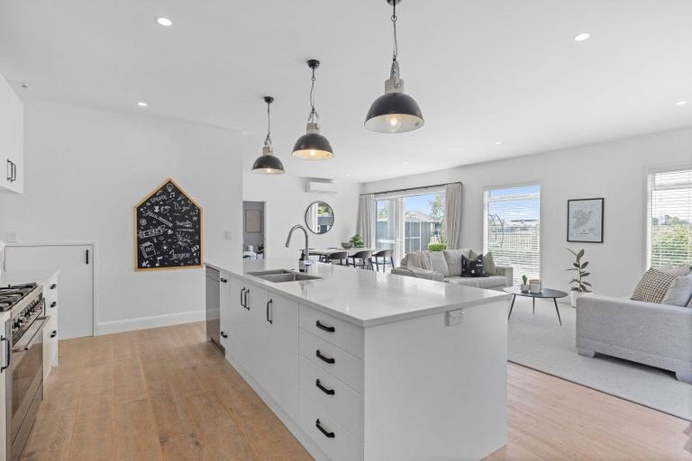 Photo of property in 80 Palm Springs Boulevard, Papamoa Beach, Papamoa, 3118