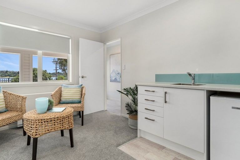 Photo of property in 192 Welcome Bay Road, Welcome Bay, Tauranga, 3112