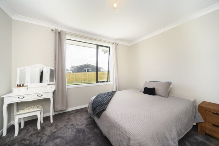 Photo of property in 6 George Street, Bulls, 4818