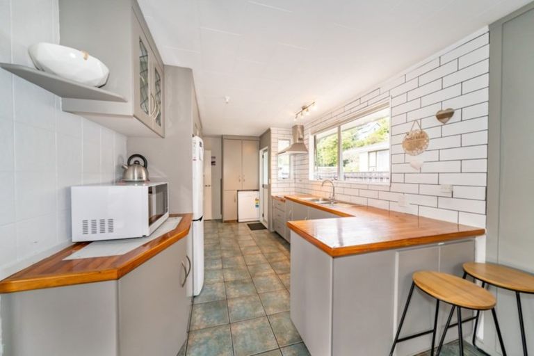 Photo of property in 10 Garnet Grove, Birchville, Upper Hutt, 5018