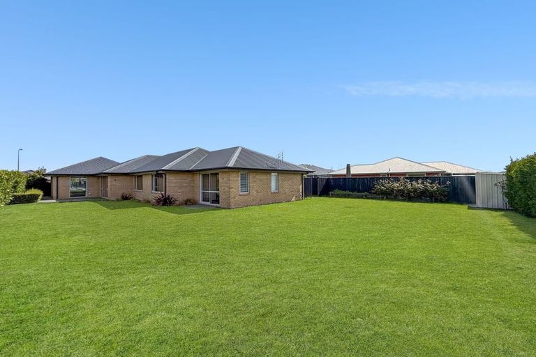 Photo of property in 3 Lloyds Close, Rolleston, 7614